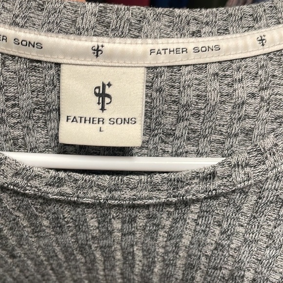 Knitted mens long sleeve T-shirt by father sons - Picture 3 of 5